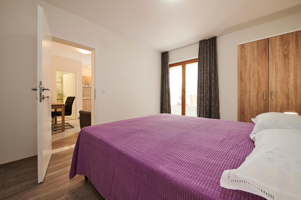 Apartamento Cutan Trogir Exterior foto