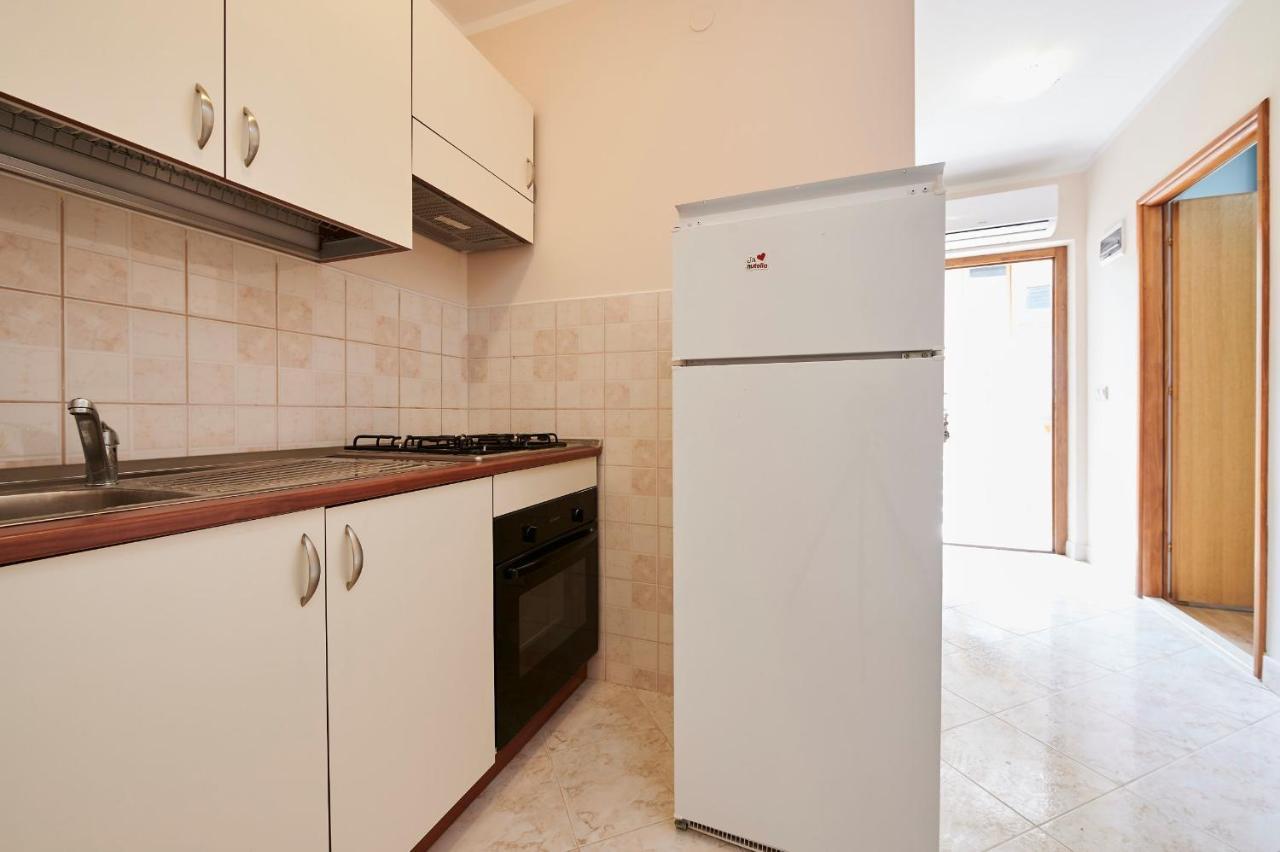Apartamento Cutan Trogir Exterior foto