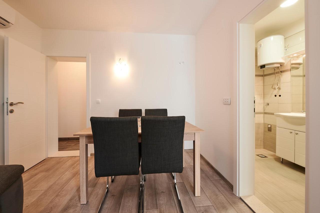 Apartamento Cutan Trogir Exterior foto