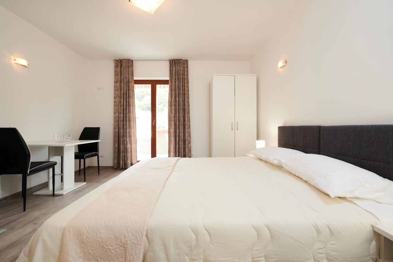 Apartamento Cutan Trogir Exterior foto