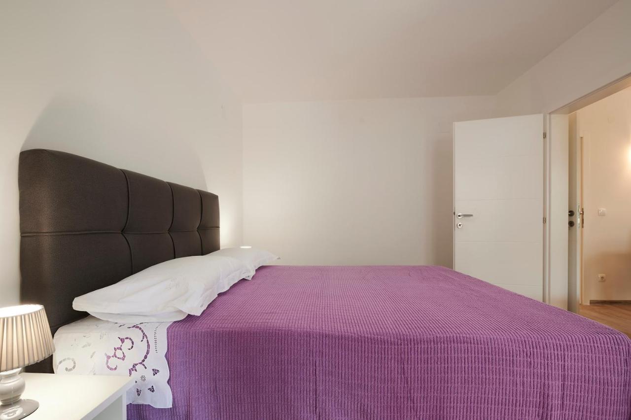 Apartamento Cutan Trogir Exterior foto