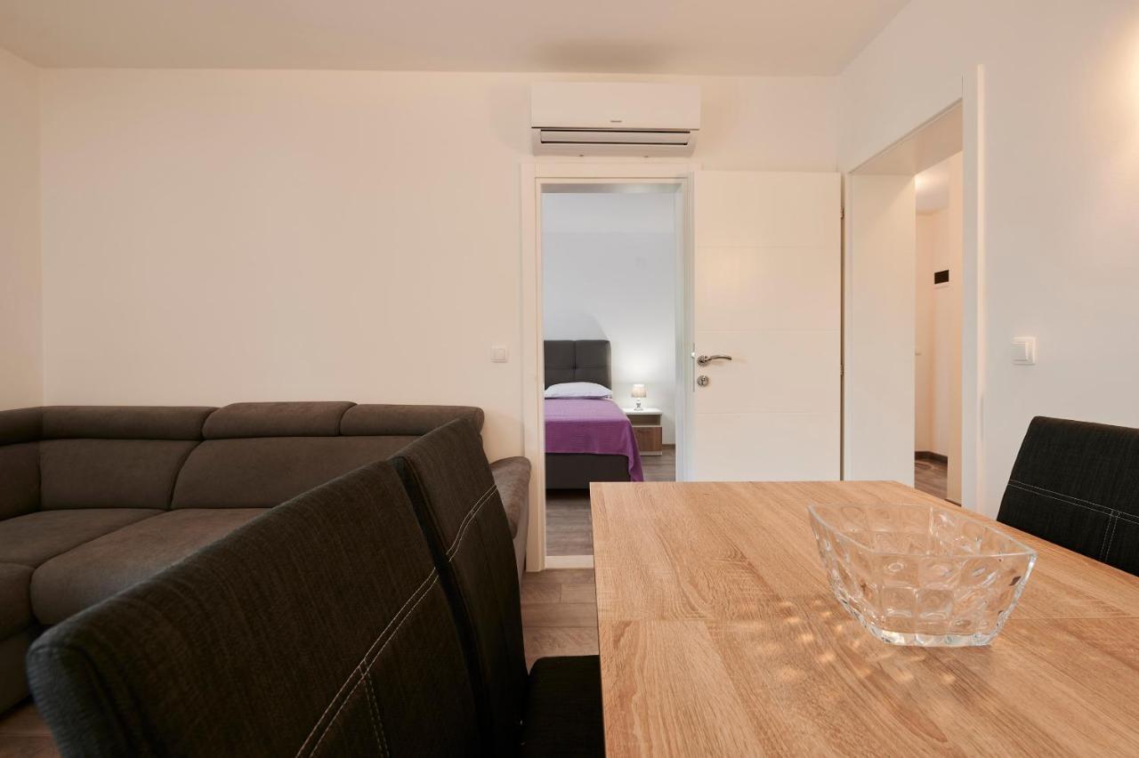 Apartamento Cutan Trogir Exterior foto